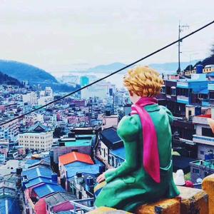 两峰夹小溪地湿又无泥的用法
