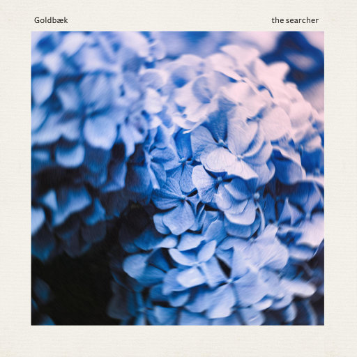 两峰夹小溪地湿又无泥的用法
